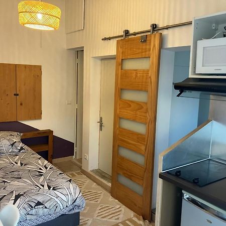 Le Nid Castries - Charmant Logement Complet Et Equipe Centre Castries Proche Montpellier ภายนอก รูปภาพ